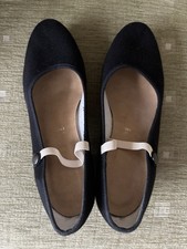 Character Shoes Black With