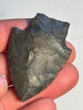 Nice 2.25" Native American Coshocton broad blade arrowhead artifact from Ohio.