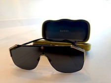 Gucci sunglasses black GG0291s