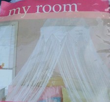 Canopy Tassel Mesh 90"L 250"W