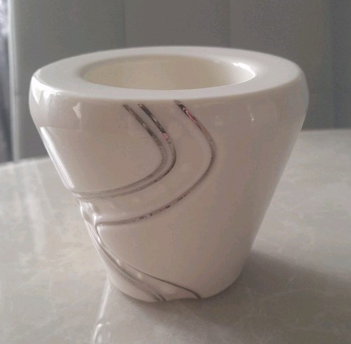 Belleek living tealight - living,