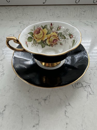 Vintage rare queen rosina - queen’s,