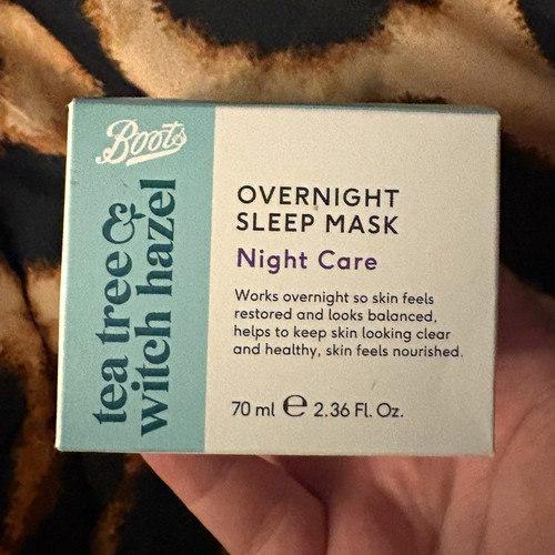 Boots tea tree witch - &,