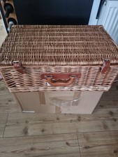 Luxury Fitted Wicker Picnic