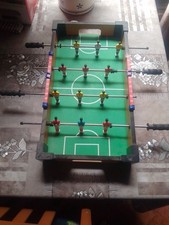 Table Top Bar Game Football Game. Excellent Condition Fully Working