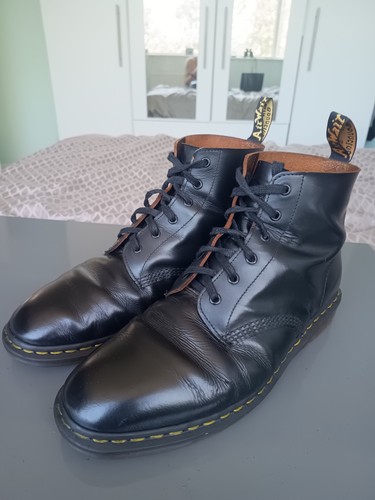 Martens boots size - dr,
