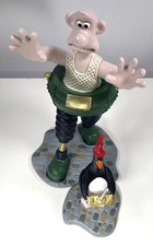 Wallace & Gromit Figurines – The Wrong Trousers & Feathers McGraw – Aardman Rare