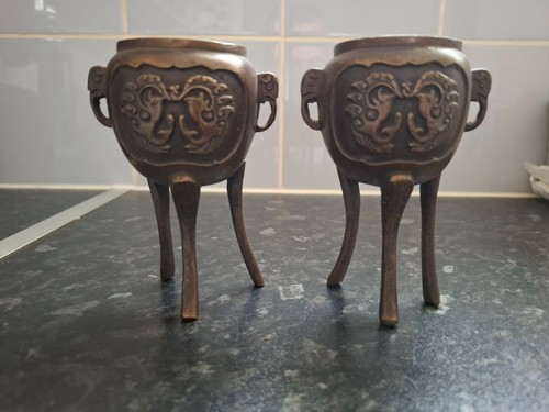 Chinese bronze tripod - , incense
