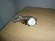 Vintage limit silver tone stretch bracelet quartz watch. WEAR. (E22a3)