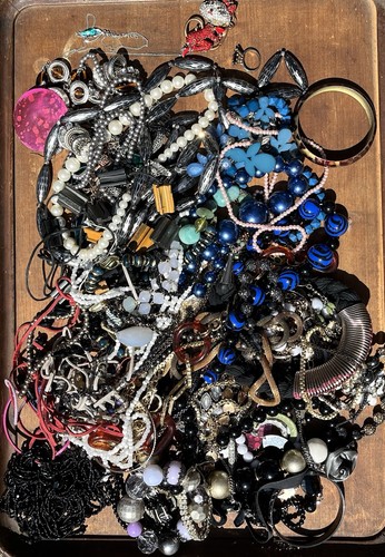 Joblot costume jewellery over - joblot,
