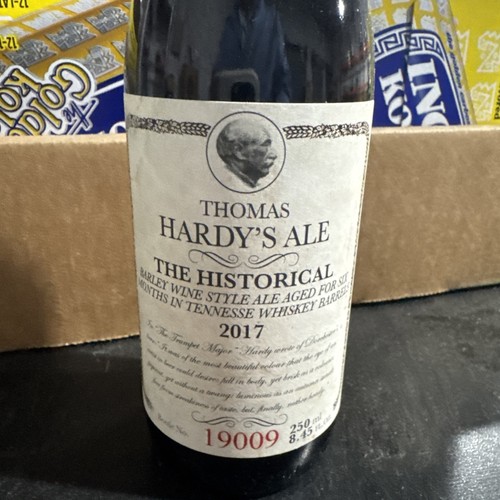 Thomas hardy ale - hardy's, bottle