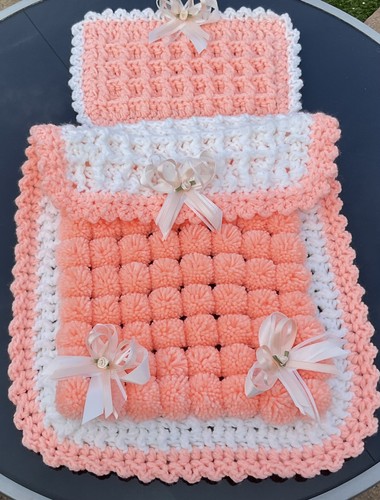 Beautiful handmade pom - handmade,