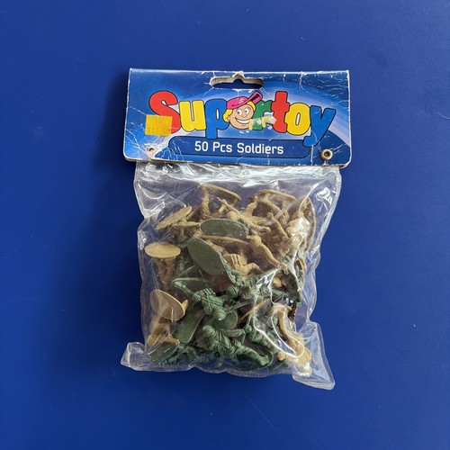 Plastic toy soldiers - plastic,