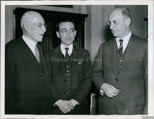 Vintage three men - three,