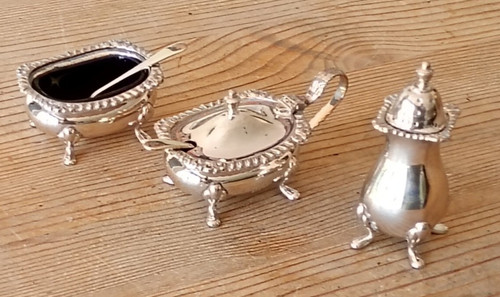 Silver plate mustard pots - silver, or