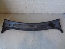 Discovery 3 Scuttle Panel