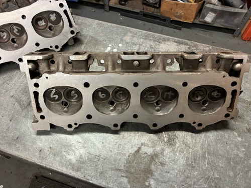 Rover 3500 early cylinder - v8,