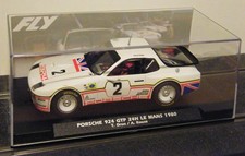 Flyslot: Porsche 924. Ref. no. E2025.