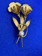 Vintage Gold Tone Metal Lily