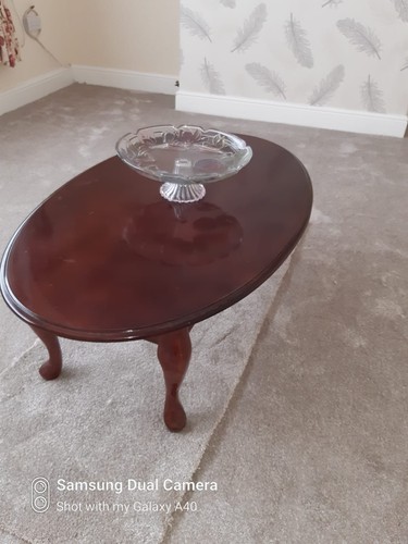 Mahogany oval coffee table - mahogany,