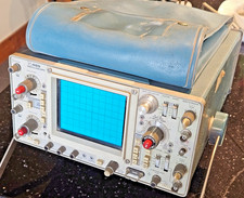 Tektronix 465 Oscilloscope