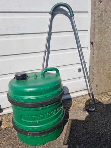 Roll along litre water - roll,