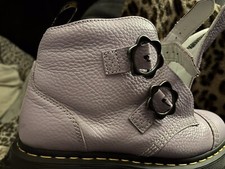 dr martens flower Devon Boots 