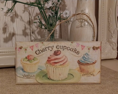 Cupcake wall plaque - ,, kitchen