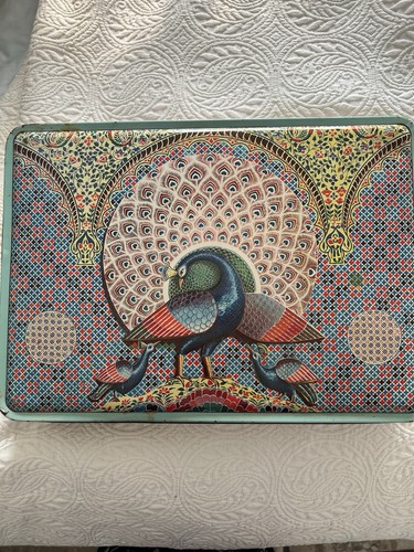 Vintage sweet tin - vintage, box
