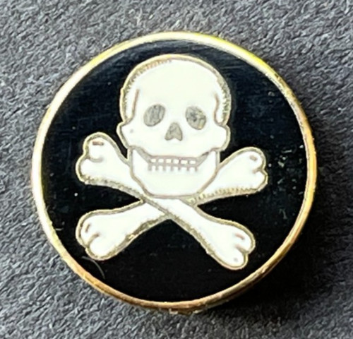 Motorcycle pin badge - badge, skull