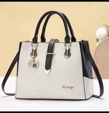 Stylish Women’s Shoulder Bag