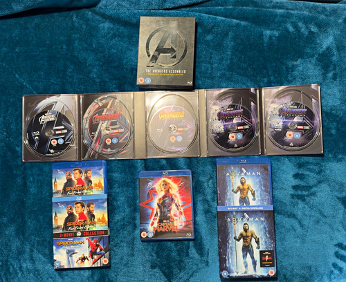 Marvel blu ray bundle - &, dc