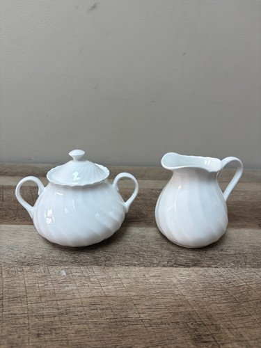 Wedgwood candlelight milk jug - wedgwood,