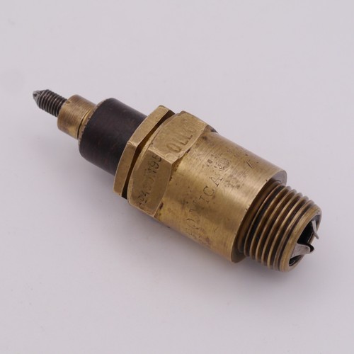 Vintage spark plug oleo - vintage,