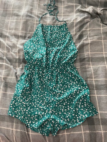 Ladies lovely summer green - lovely,