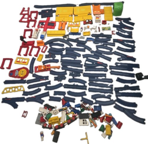 Tomy train track bundle - train,