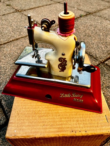 Vintage little betty senior - vintage,