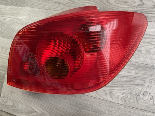 Peugeot 307 2003 right - peugeot,