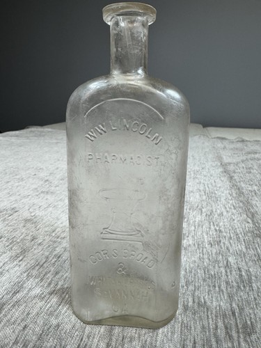 Vintage lincoln pharmacist - lincoln,