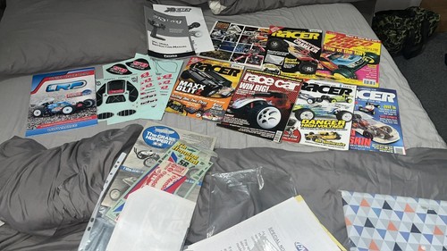 Joblot off car magazines - off, rc