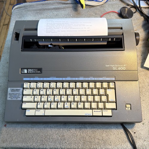 Smith corona typewriter sl600 - smith,