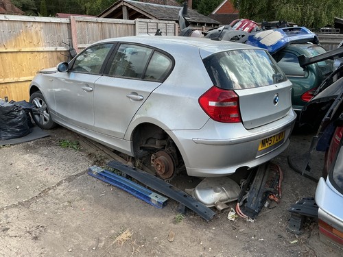 Bmw series 118i e87 model - 1,
