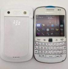 Very Good BlackBerry Bold 9900 - 8 GB -  White 3G (Unlocked) SmartPhone