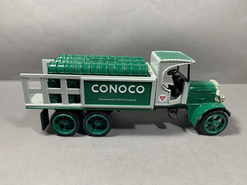Vintage conoco oil die - oil,