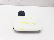 MITSUBISHI SHOGUN SPORT MK3 DIESEL FUEL TANK FILLER FLAP COVER WITH CAP IN WHITE