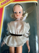 Vintage Sindy Silver Skater