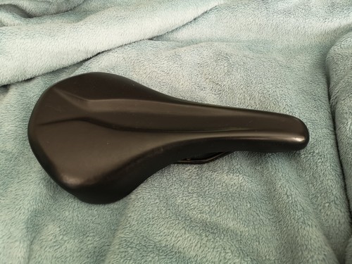 Specialised bridge saddle - bridge,