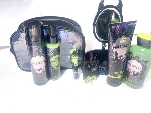 Bath body works - body,