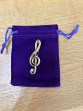 Gold Tone Treble Clef Brooch Costume Jewellery