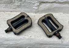 RALEIGH CHOPPER MK3 PEDALS ideal for rat bike !